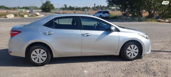 טויוטה קורולה Sun אוט' 1.6 (132 כ"ס) בנזין 2015 למכירה בפתח תקווה