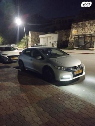 הונדה סיוויק האצ'בק החדשה Comfort אוט' 1.8 (142 כ''ס) בנזין 2015 למכירה בטבריה