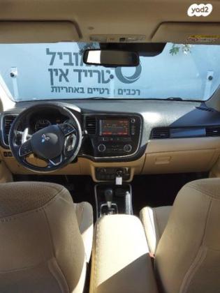 מיצובישי אאוטלנדר Premium אוט' 7 מק' 2.0 (150 כ''ס) בנזין 2017 למכירה ב