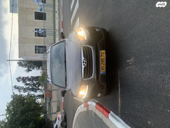 יונדאי סנטה פה 4X4 Luxury אוט' דיזל 7 מק' 2.2 (197 כ''ס) דיזל 2010 למכירה בלוד