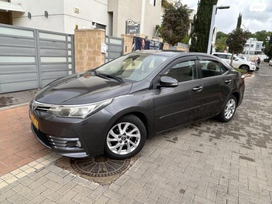 טויוטה קורולה GLI אוט' 1.6 (132 כ''ס) [2016 ואילך] בנזין 2017 למכירה בעכו
