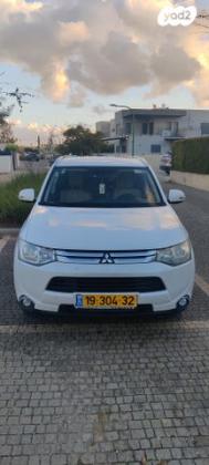מיצובישי אאוטלנדר Instyle אוט' 7 מק' 2.0 (150 כ"ס) בנזין 2015 למכירה בשבי ציון