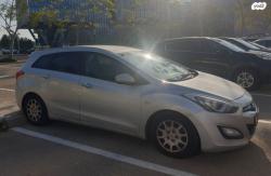 יונדאי i30 Inspire סטיישן אוט' 1.6 (135 כ"ס) בנזין 2014 למכירה בבאר 