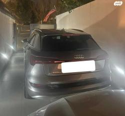 אאודי E-tron 4X4 Advanced אוט' חשמלי (408 כ''ס) חשמלי 2021 למכירה בהרצ