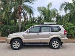 טויוטה לנד קרוזר ארוך 4X4 STD אוט' דיזל 8 מק' 3.0 (166 כ''ס) דיזל 2