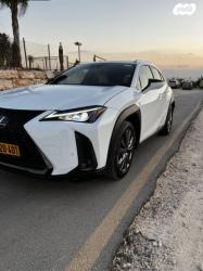לקסוס UX UX250H F-Sport הייבריד אוט' 2.0 (152 כ''ס) בנזין 2019 למכירה ב
