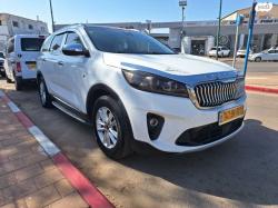 קיה סורנטו 4X4 LX אוט' דיזל 7 מק' 2.2 (200 כ''ס) דיזל 2018 למכירה בנ