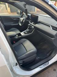 טויוטה RAV4 הייבריד E-motion Sky הייבריד אוט' 2.5 (178 כ''ס) בנזין 202