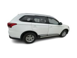 מיצובישי אאוטלנדר 4X4 Supreme אוט' 7 מק' 2.0 (150 כ"ס) בנזין 2016 למכ