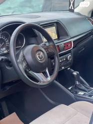 מאזדה CX-5 4X2 Executive אוט' 5 דל' 2.0 (165 כ"ס) בנזין 2017 למכירה בפתח 