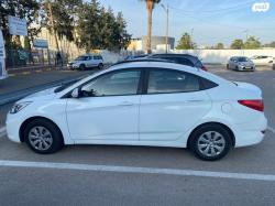 יונדאי i25 Inspire אוט' 1.4 (100 כ''ס) בנזין 2017 למכירה בחדרה