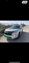 מיצובישי אאוטלנדר Premium אוט' 7 מק' 2.5 (181 כ"ס) בנזין 2022 למכיר