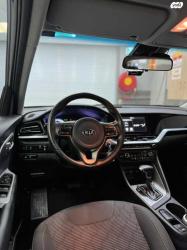 קיה נירו הייבריד PHEV LX אוט' 1.6 (141 כ''ס) היברידי חשמל / בנזין