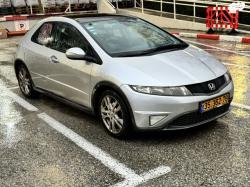 הונדה סיוויק האצ'בק החדשה Sport אוט' 1.8 (140 כ''ס) בנזין 2011 למכ