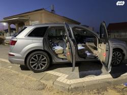 אאודי Q7 4X4 Premium אוט' דיזל 7 מק' 3.0 (272 כ"ס) דיזל 2017 למכירה במנ