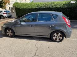 יונדאי i30 Inspire אוט' 1.6 (126 כ''ס) בנזין 2011 למכירה ברמת השרון