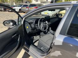 טויוטה קורולה הייבריד Sense סדאן אוט' 1.8 (98 כ''ס) בנזין 2019 למ