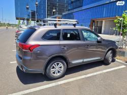 מיצובישי אאוטלנדר Instyle אוט' 7 מק' 2.0 (150 כ"ס) בנזין 2016 למכיר
