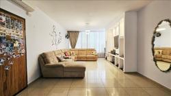 דירה 4 חדרים למכירה בנתניה | ישראל זנגוויל | מרכז