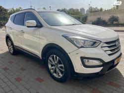 יונדאי סנטה פה 4X4 Premium אוט' דיזל 7 מק' 2.2 (197 כ"ס) דיזל 2014 למכ