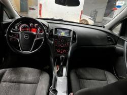 אופל אסטרה Enjoy סטיישן אוט' 1.4 (140 כ"ס) בנזין 2014 למכירה בחדר