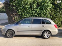 סקודה פאביה ספייס Ambiente אוט' 1.6 (105 כ''ס) בנזין 2009 למכירה בכ