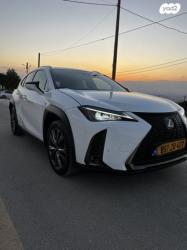 לקסוס UX UX250H F-Sport הייבריד אוט' 2.0 (152 כ''ס) בנזין 2019 למכירה ב