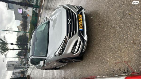 יונדאי טוסון Supreme אוט' בנזין 2.0 (155 כ''ס) בנזין 2018 למכירה בחדרה