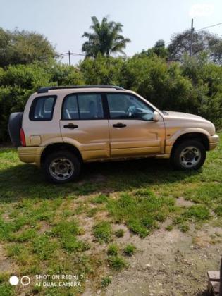 סוזוקי גרנד ויטרה 4X4 JLX אוט' 5 דל' 2.0 (126 כ''ס) בנזין 1998 למכירה בגדרה