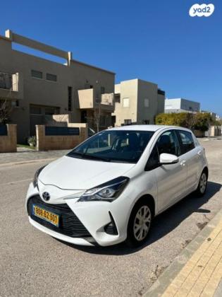 טויוטה יאריס Sol אוט' 1.5 (112 כ"ס) בנזין 2019 למכירה בחיפה