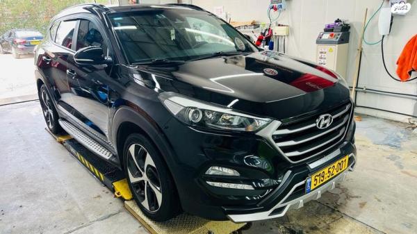 יונדאי טוסון Luxury אוט' בנזין 2.0 (155 כ"ס) בנזין 2018 למכירה בנס ציונה