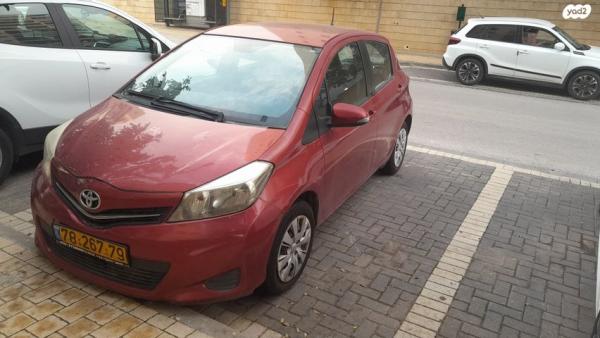 טויוטה יאריס Sol אוט' 1.3 (99 כ"ס) בנזין 2012 למכירה ביבנה