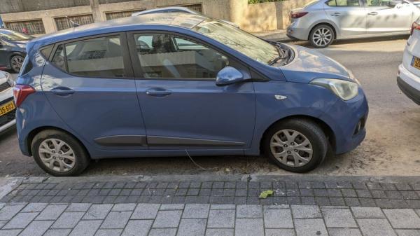 יונדאי i10 Insight אוט' 1.0 (66 כ"ס) בנזין 2015 למכירה בפתח תקווה