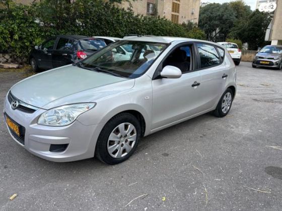 יונדאי i30 Inspire אוט' 1.6 (126 כ''ס) בנזין 2008 למכירה בתל אביב יפו