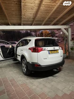 טויוטה RAV4 ארוך 4X4 Premium אוט' 2.0 (151 כ''ס) בנזין 2015 למכירה בשפרעם