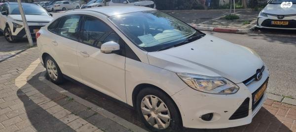 פורד פוקוס Trend סדאן אוט' 1.6 (125 כ"ס) בנזין 2013 למכירה בחולון