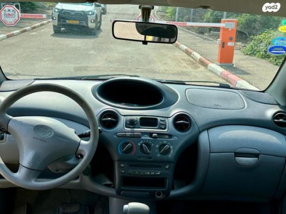 טויוטה יאריס Sol אוט' 1.3 (87 כ''ס) בנזין 2003 למכירה בבית העמק