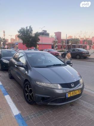 הונדה סיוויק האצ'בק החדשה Comfort אוט' 1.8 (140 כ''ס) בנזין 2011 למכירה במודיעין מכבים רעות