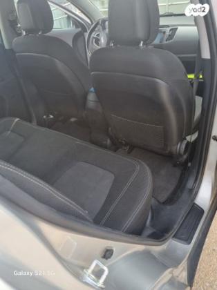 קיה ספורטז' Urban אוט' 2.0 (166 כ''ס) בנזין 2014 למכירה ברעננה