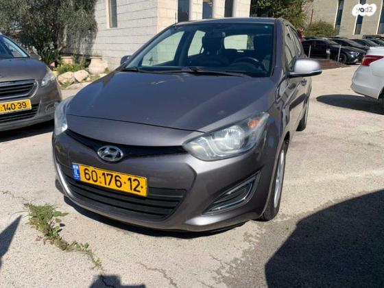 יונדאי i20 Inspire אוט' 1.4 (100 כ"ס) [2009-2015] בנזין 2012 למכירה בירושלים