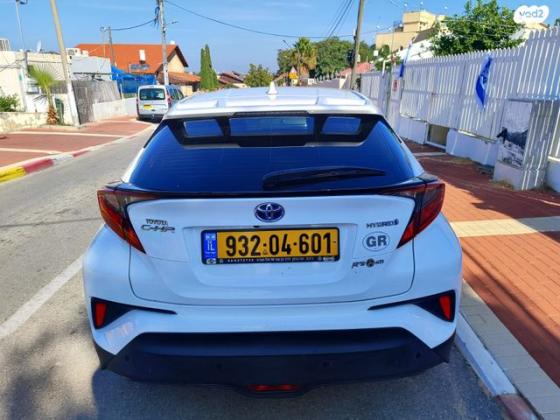 טויוטה C-HR Comfort אוט' 1.8 (98 כ''ס) בנזין 2021 למכירה בנס ציונה