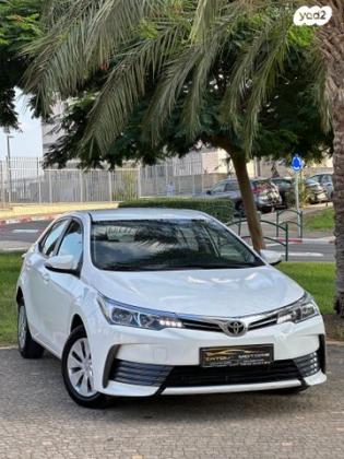 טויוטה קורולה Sun אוט' 1.6 (132 כ"ס) בנזין 2018 למכירה בחיפה