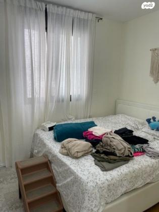 רחובות הנהר 12 (החרוזים)