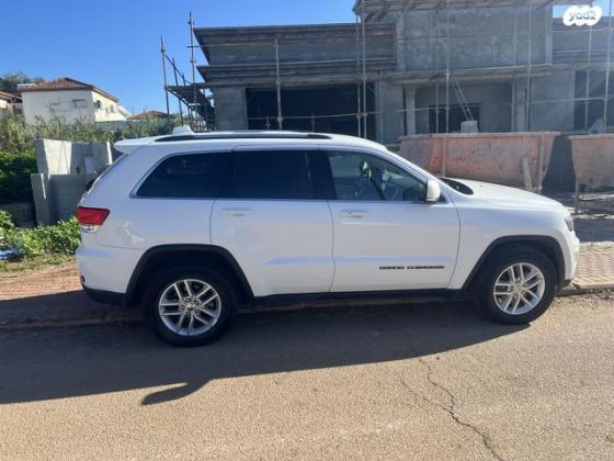 ג'יפ / Jeep גרנד צ'ירוקי 4X4 Laredo אוט' 5 מק' 3.6 (286 כ''ס) בנזין 2018 למכירה בפוריה נווה עובד