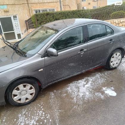 מיצובישי לנסר הדור החדש Invite אוט' 1.5 (109 כ''ס) בנזין 2011 למכירה בבאר שבע