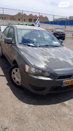 מיצובישי לנסר הדור החדש Invite אוט' 1.5 (109 כ''ס) בנזין 2011 למכירה בקרית ים