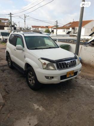 טויוטה לנד קרוזר קצר 4X4 Premium אוט' דיזל 3.0 (173 כ''ס) דיזל 2006 למכירה באשקלון