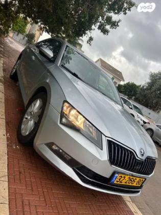 סקודה סופרב (עד 2019) Ambition אוט' 1.4 (150 כ"ס) בנזין 2017 למכירה בכפר יונה