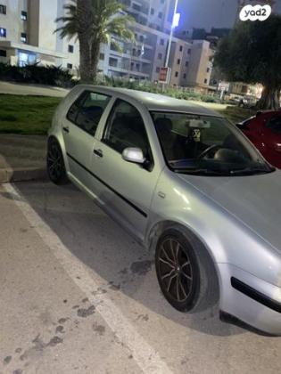 פולקסווגן גולף Comfortline אוט' 5 דל' 2.0 (115 כ''ס) בנזין 2000 למכירה בירושלים