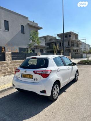 טויוטה יאריס Sol אוט' 1.5 (112 כ"ס) בנזין 2019 למכירה בחיפה